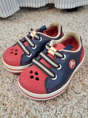 CROCS | Sneakers | Size C6